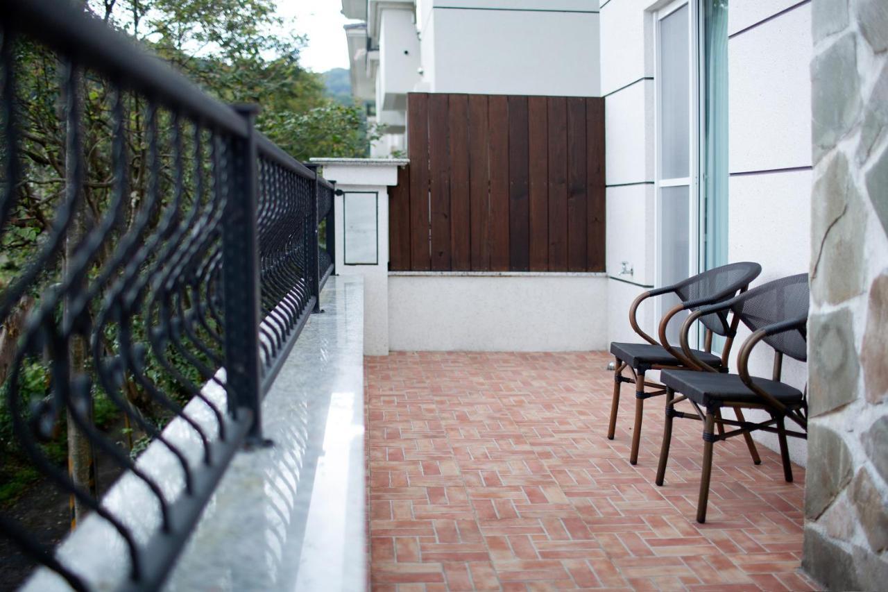 R&J Guesthouse Yuanshan Exterior photo